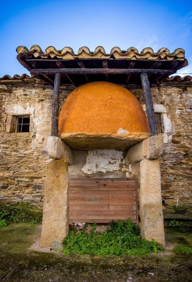 El Hogar Del Herrero Ahigal de los Aceiteros Exterior foto