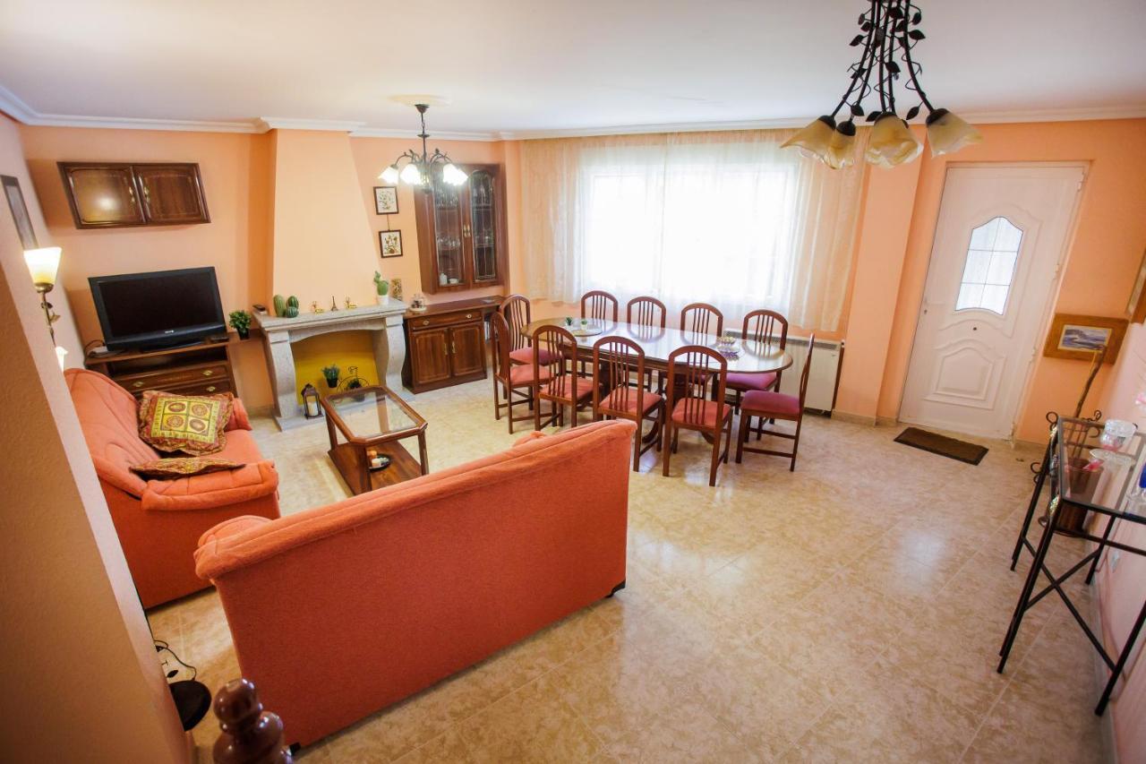 El Hogar Del Herrero Ahigal de los Aceiteros Exterior foto